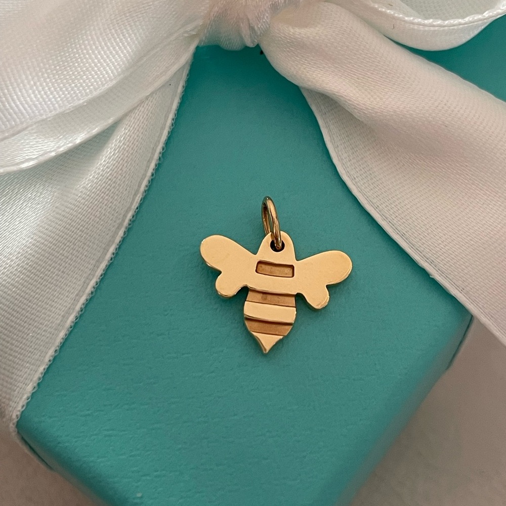 Tiffany & Co. Gold‎ Honey Bee Charm